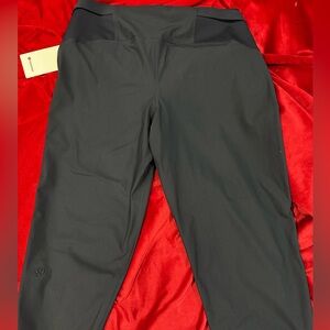 Lululemon Warpstreme Multi-Pocket Mid-Rise Golf Pant 28" new with tags
